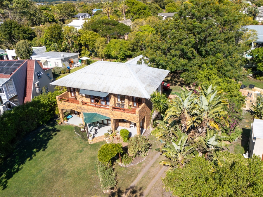 4 Bedroom Property for Sale in The Island Western Cape